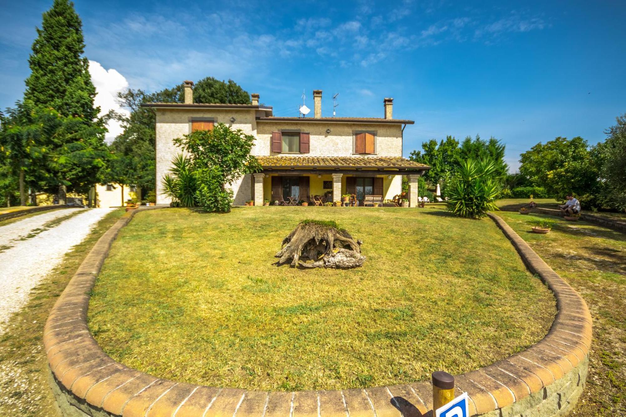 B&B Dell'Aviatore San Liberato Exterior photo